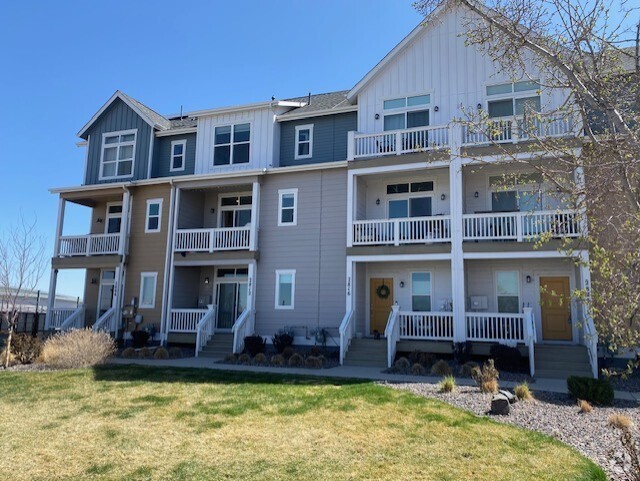 Building Photo - 2816 S Fox Ct Rental