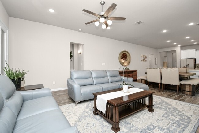 Photo - 5043 Morrison Dr