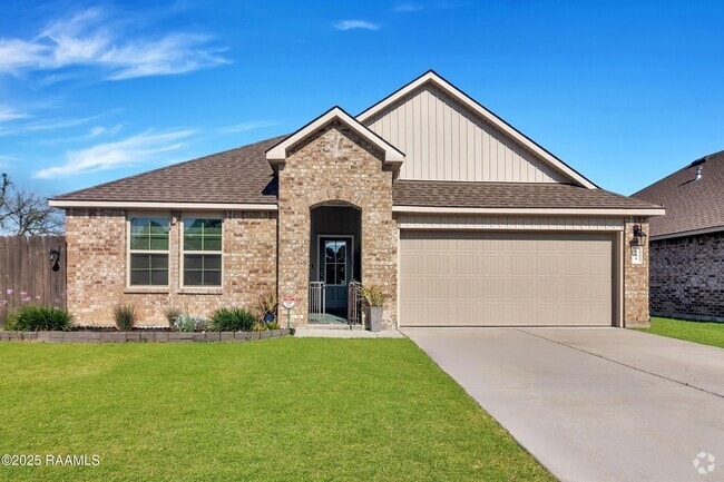 Building Photo - 101 Chestnut Oak Dr Rental