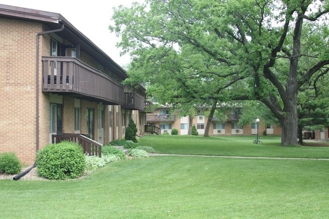 Oakridge Apartments