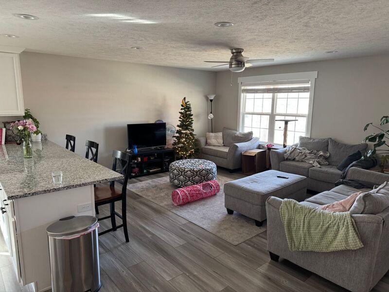 Photo - 1120 N Clay Ave