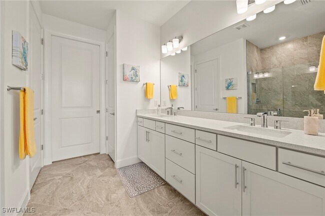 Photo - 17434 Caravita Ln