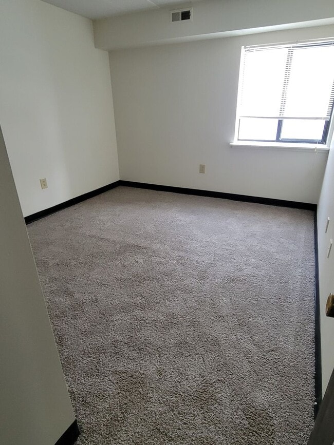 Crafton Apartments