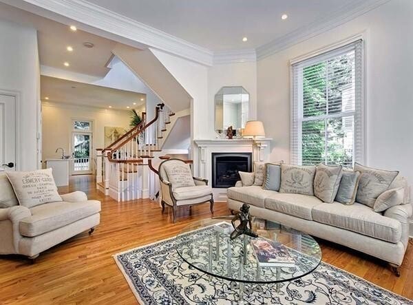 Photo - 44 Follen St