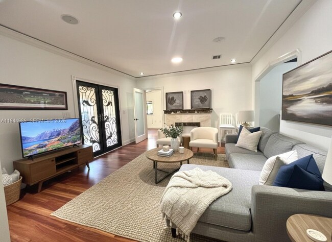 Photo - 3069 SW 21st St