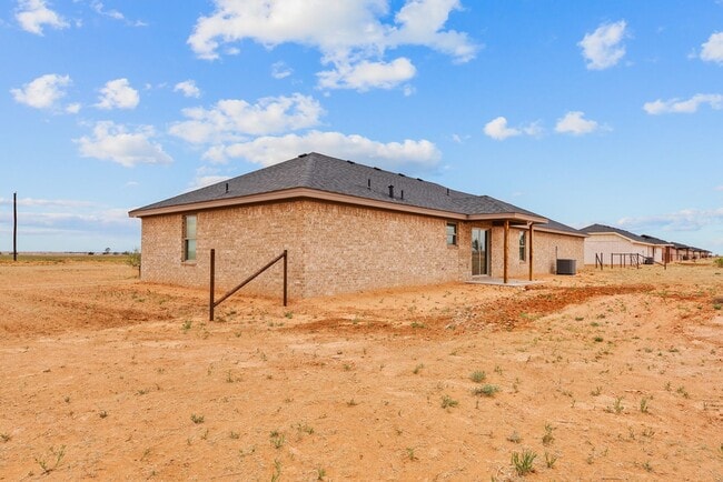 14818 North County Road 1200