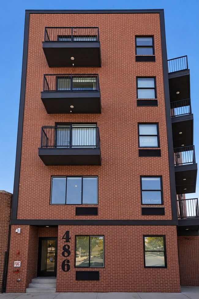 Building Photo - 486 Market St