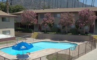 Riviera Apartments - Riviera Apartments