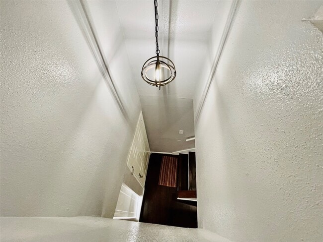 Building Photo - 2103 Place Rebecca Ln Unit D1