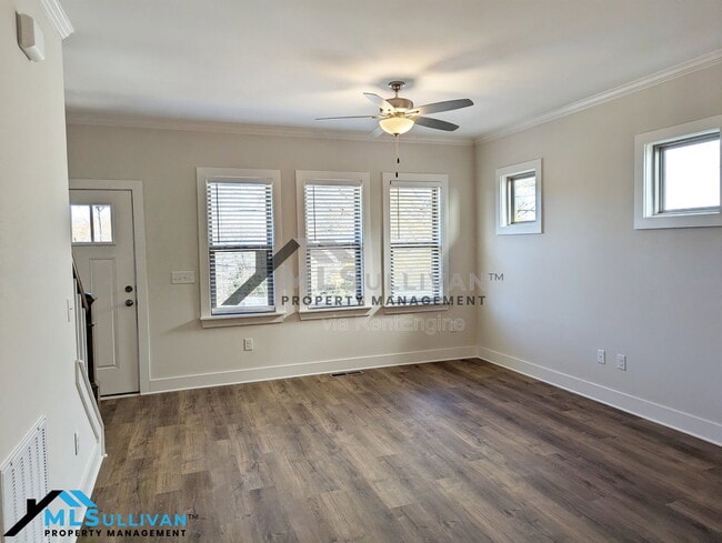 Photo - 701 Grant St