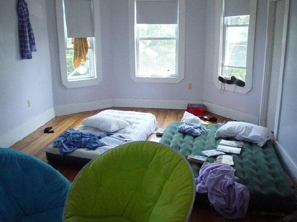 Building Photo - 135 Brook St Unit 1 Rental