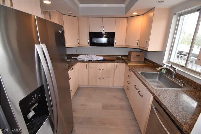 Photo - 5667 Rattlesnake Hammock Rd Unidad B-205