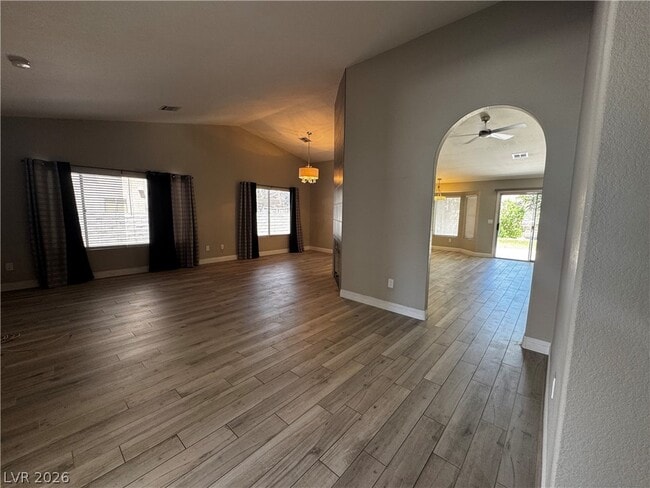 Photo - 2504 Goldenmoon St