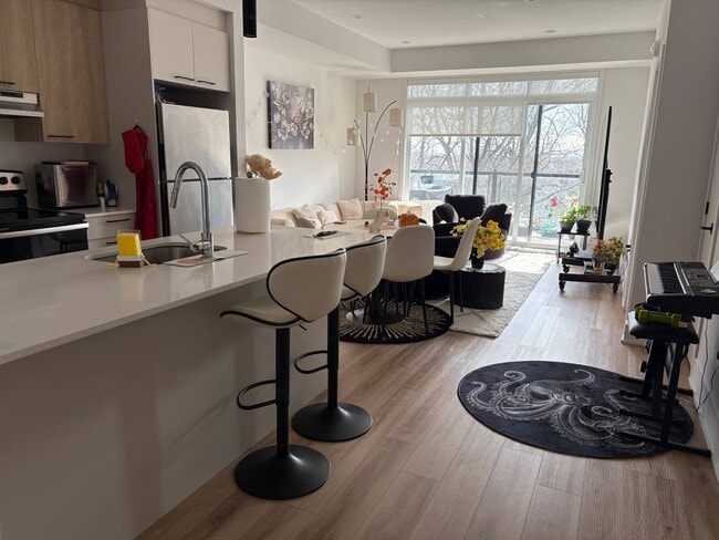 Building Photo - 110 Rue Nancy-Elliott Unit Condo