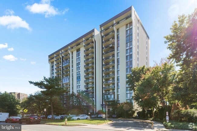 Building Photo - 5300 Holmes Run Pkwy Unit 712 Rental