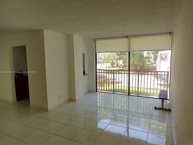 Photo - 17021 N Bay Rd Unit 126