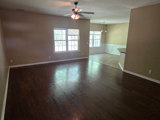 Photo - 1256 Peacock Trail