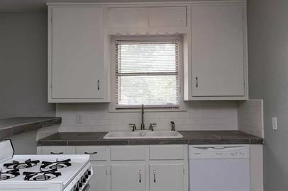 Photo - 224 Gurley Ln