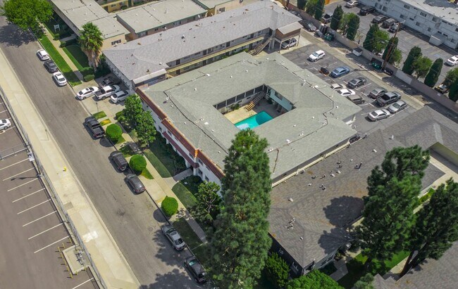 Photo - 11716 Gurley Ave