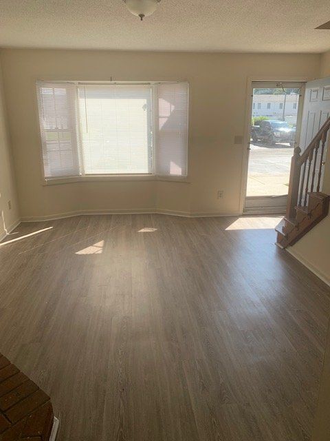 Photo - 344 Haven Dr