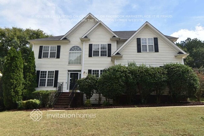 Building Photo - 8007 Harrington Woods Rd Rental