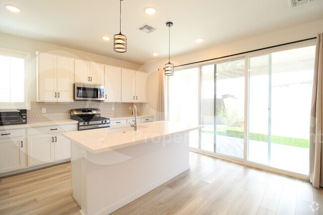 Building Photo - 17737 W Cassia Way Rental
