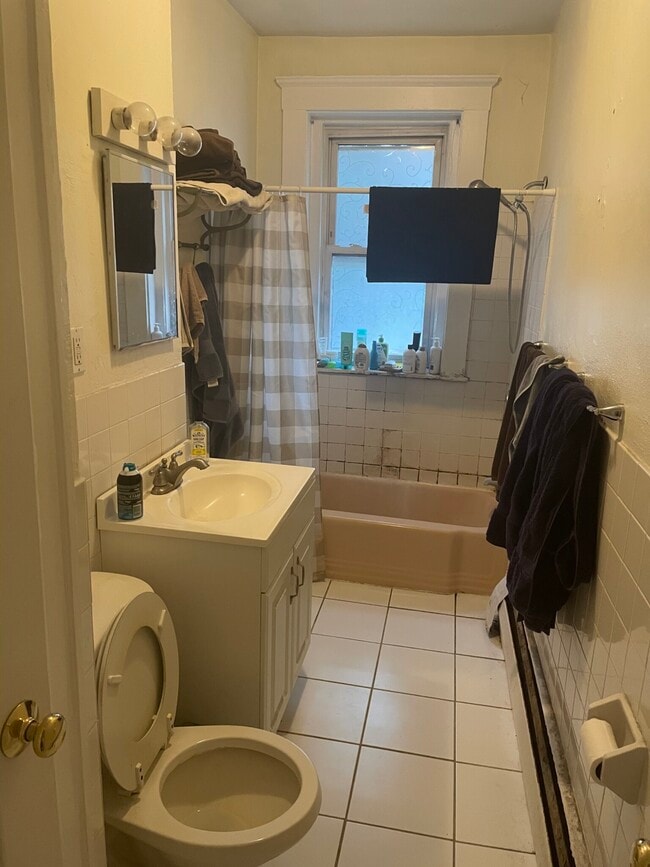 Photo - 47 Inman St