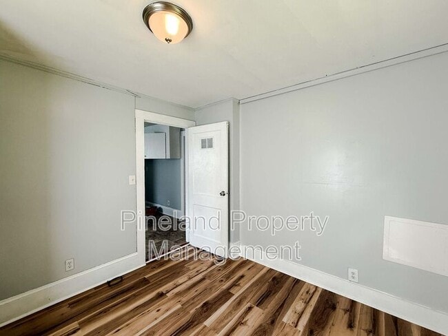 405 Andy St