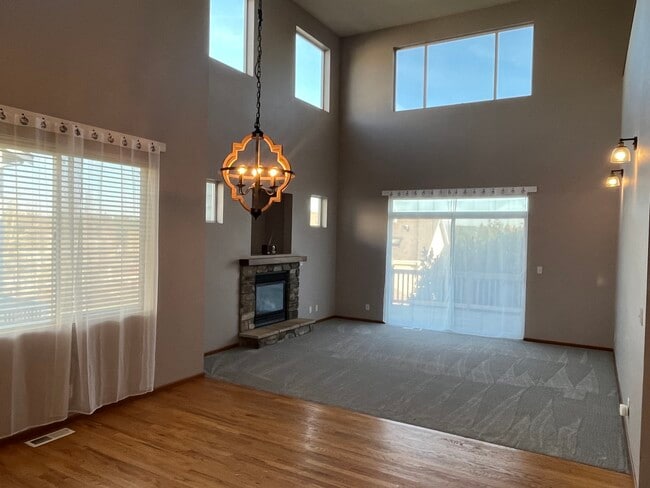 Photo - 18345 Mt Townsend Dr NE