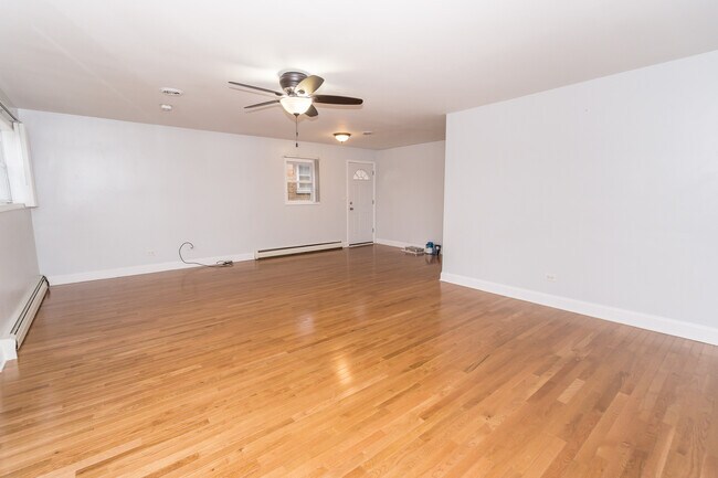 Photo - 4600 Warsaw Ave