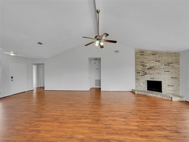 Photo - 17103 Costero Dr