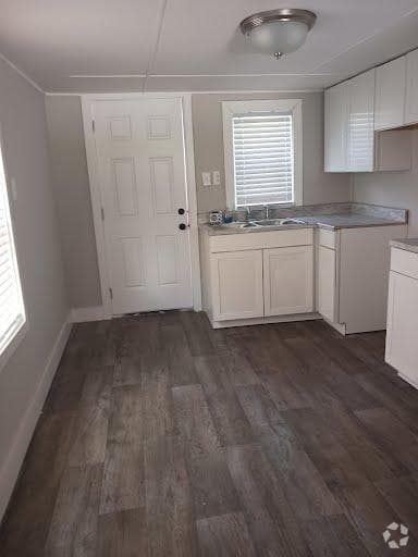 Building Photo - 2351 Cosmopolitan St Rental