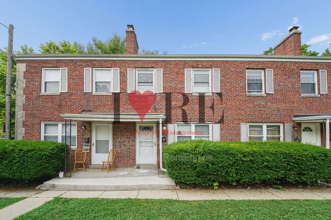 Building Photo - 338 S Chase Ave Unit C