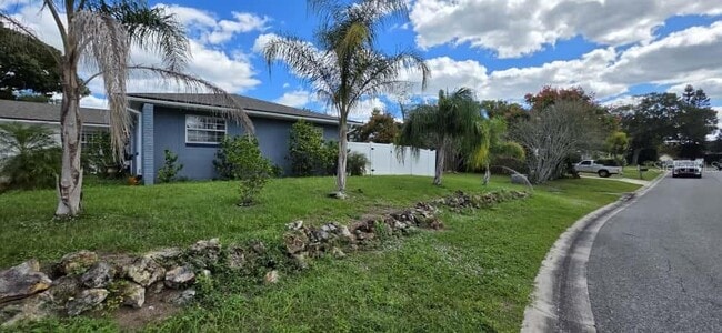 Photo - 105 Blue Heron Ln