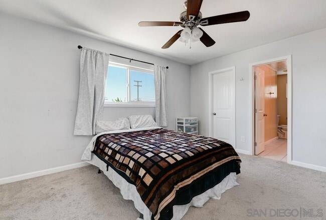 Photo - 845 E 13th St Condo Unit Master Suite