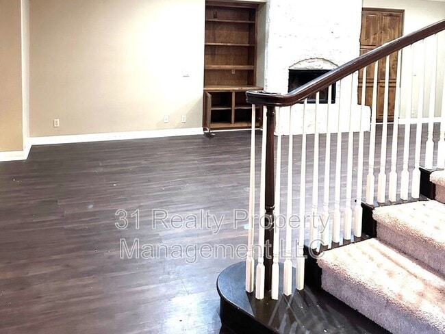 Photo - 7 Monarch Oaks Ln