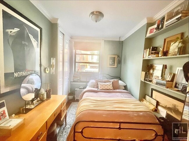 Photo - East 6th Street Unidad 7