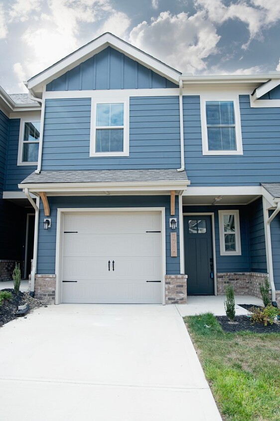 New Construction townhouse in Alcoa - New Construction townhouse in Alcoa