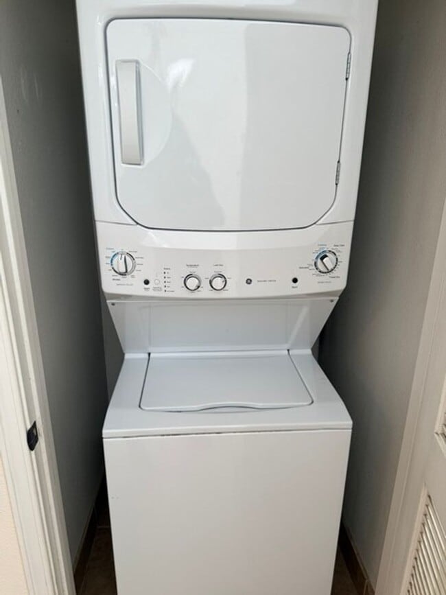 Photo - 3 Bedroom Condo in Sunrise Hills Unit 5K