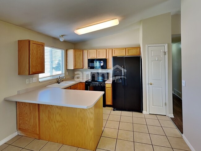 Photo - 2882 W 2075 S