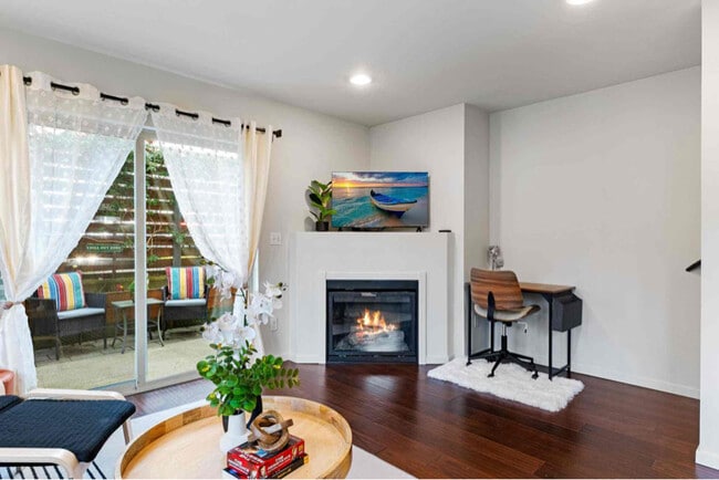 Photo - 8601 Delridge Wy SW