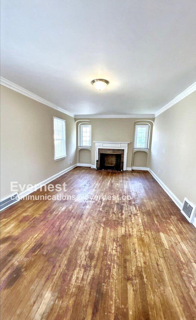 Photo - 3 Bed, 1 Bath Home with Great Space / Avai...