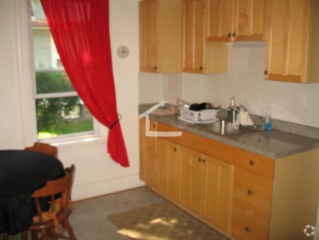 Building Photo - Wallingford 3 Bed Rental