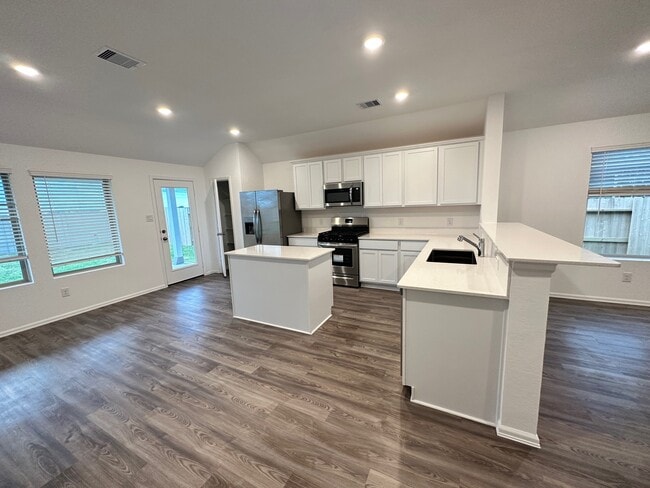 Building Photo - 5804 Knox Lndg Dr