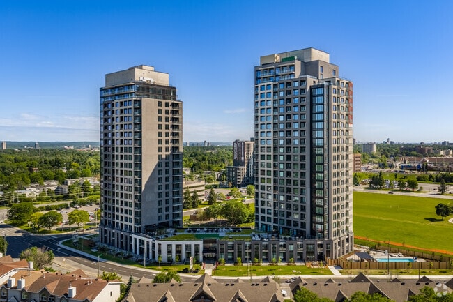 Building Photo - Centrepointe Union