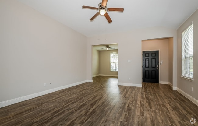 Building Photo - 1270 Erika Ln Rental