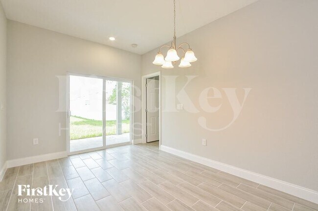 Photo - 308 Camellia Ct