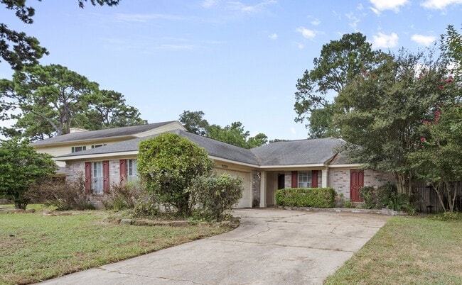 Building Photo - 9230 Wandsworth Dr Rental