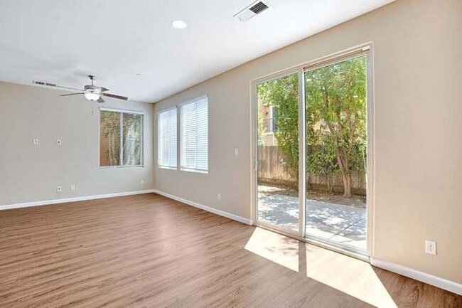 Photo - 3270 Alps Ln