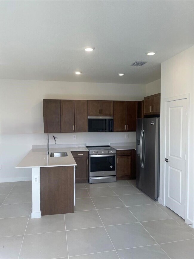 Photo - 116 NE 13th St